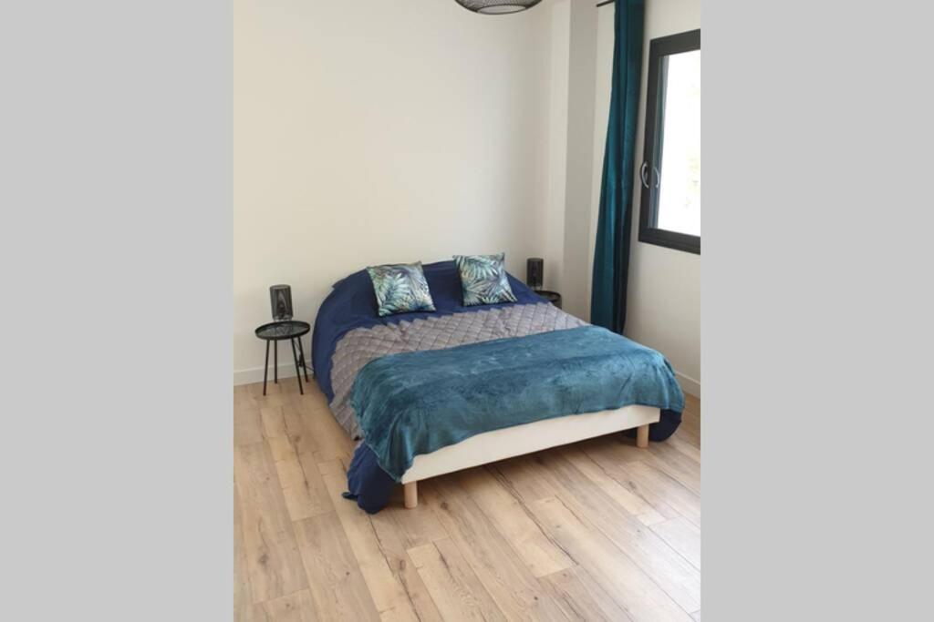 Studio 4 Henriville Amiens Luaran gambar